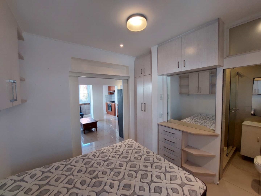 To Let 1 Bedroom Property for Rent in Oranjezicht Western Cape